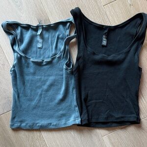 SKIMS Ribbed Tank Tops in Black and Slate Blue